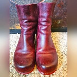 "Rosy boots" Fluevogs
